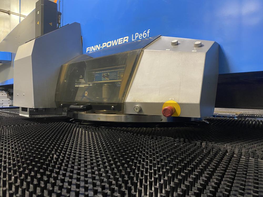 Taglio laser combinato