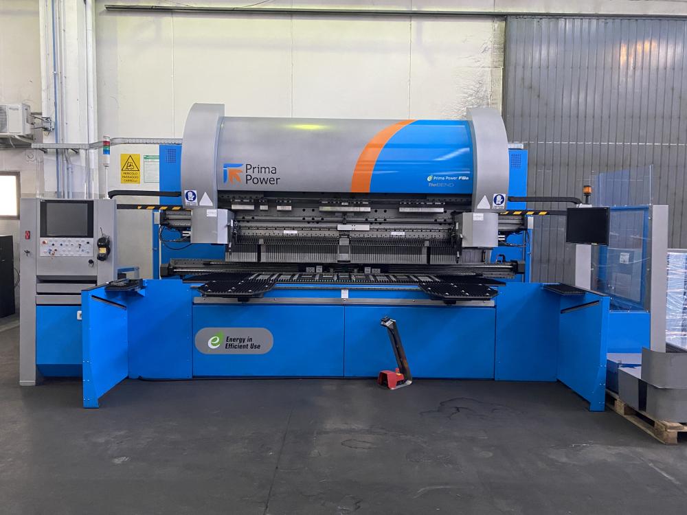 Pannellatura semi-automatica